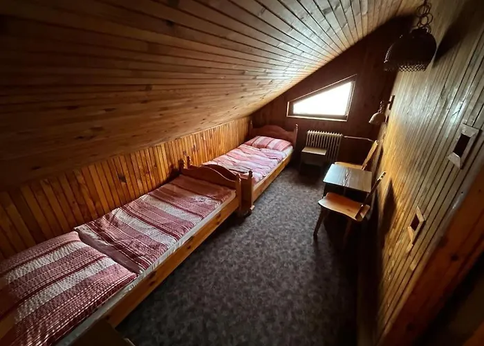 Dovolenkový dom Penzión Heľpa (do 25 hostí) *